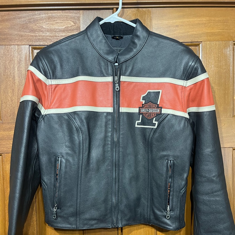 Size Small leather riding jacket